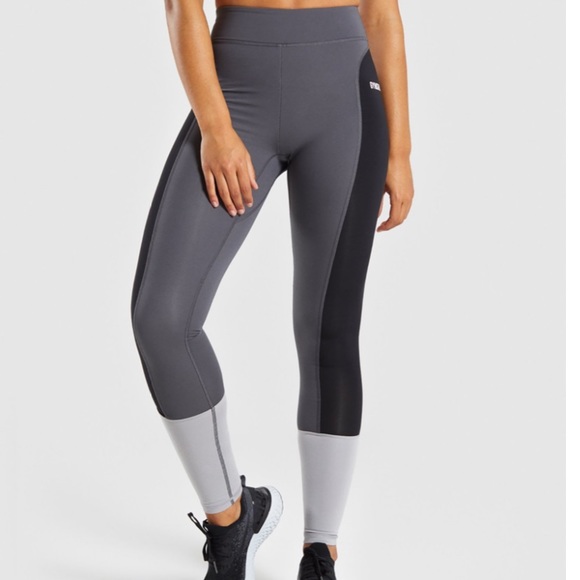 Gymshark Pants - NWT Gymshark Illusion Leggings